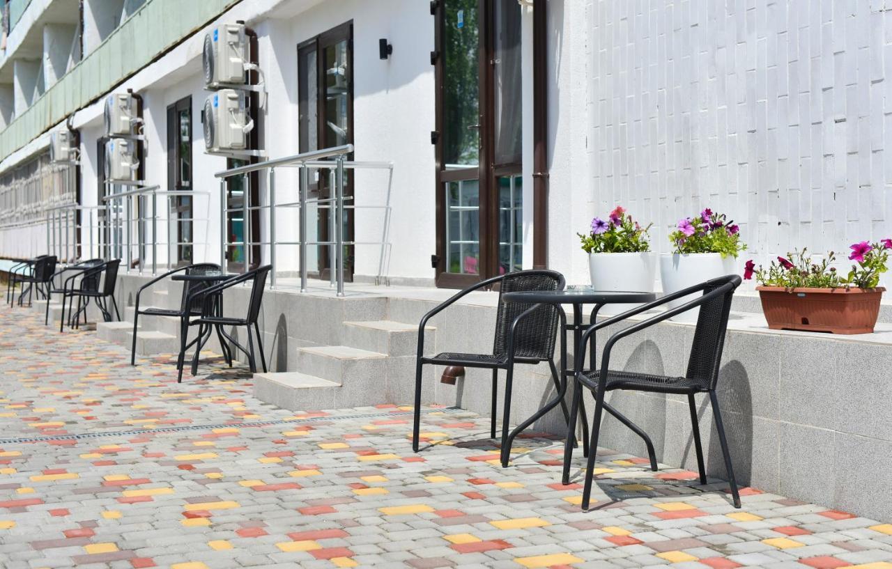 Reef Hotel Koblevo Exterior photo